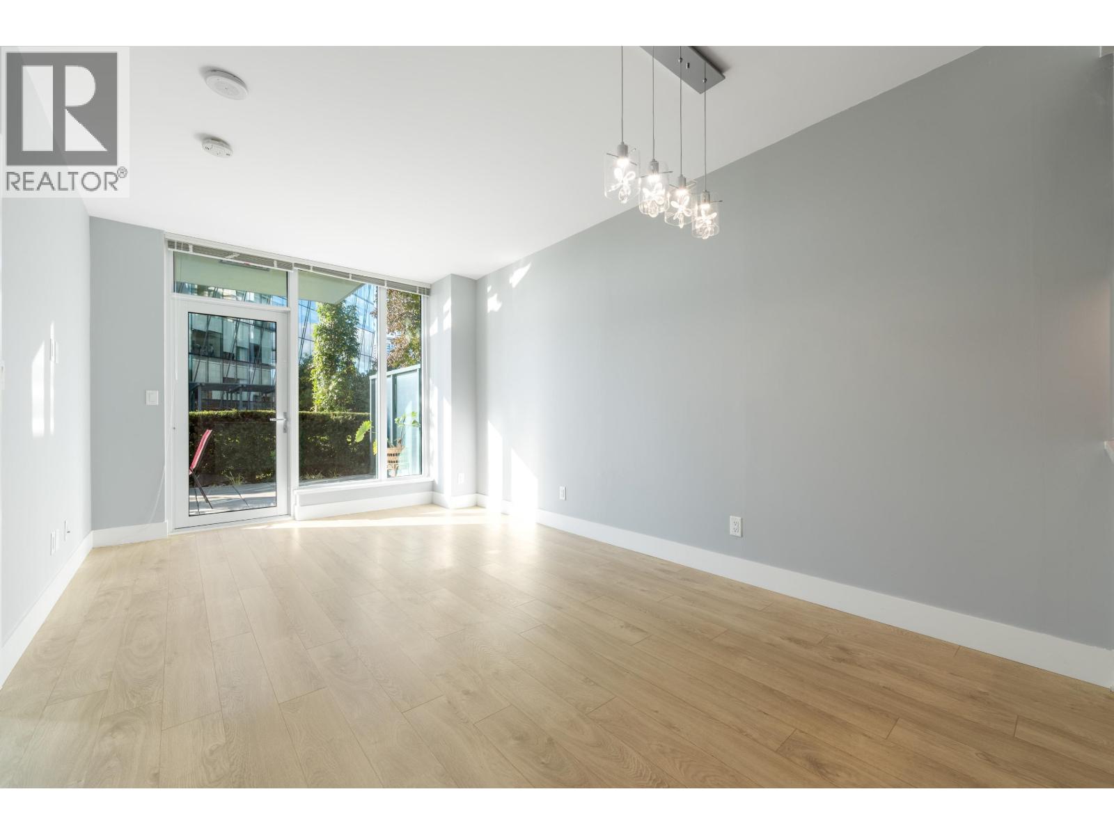 410 7388 Kingsway, Burnaby, British Columbia  V3N 0G9 - Photo 7 - R3062144