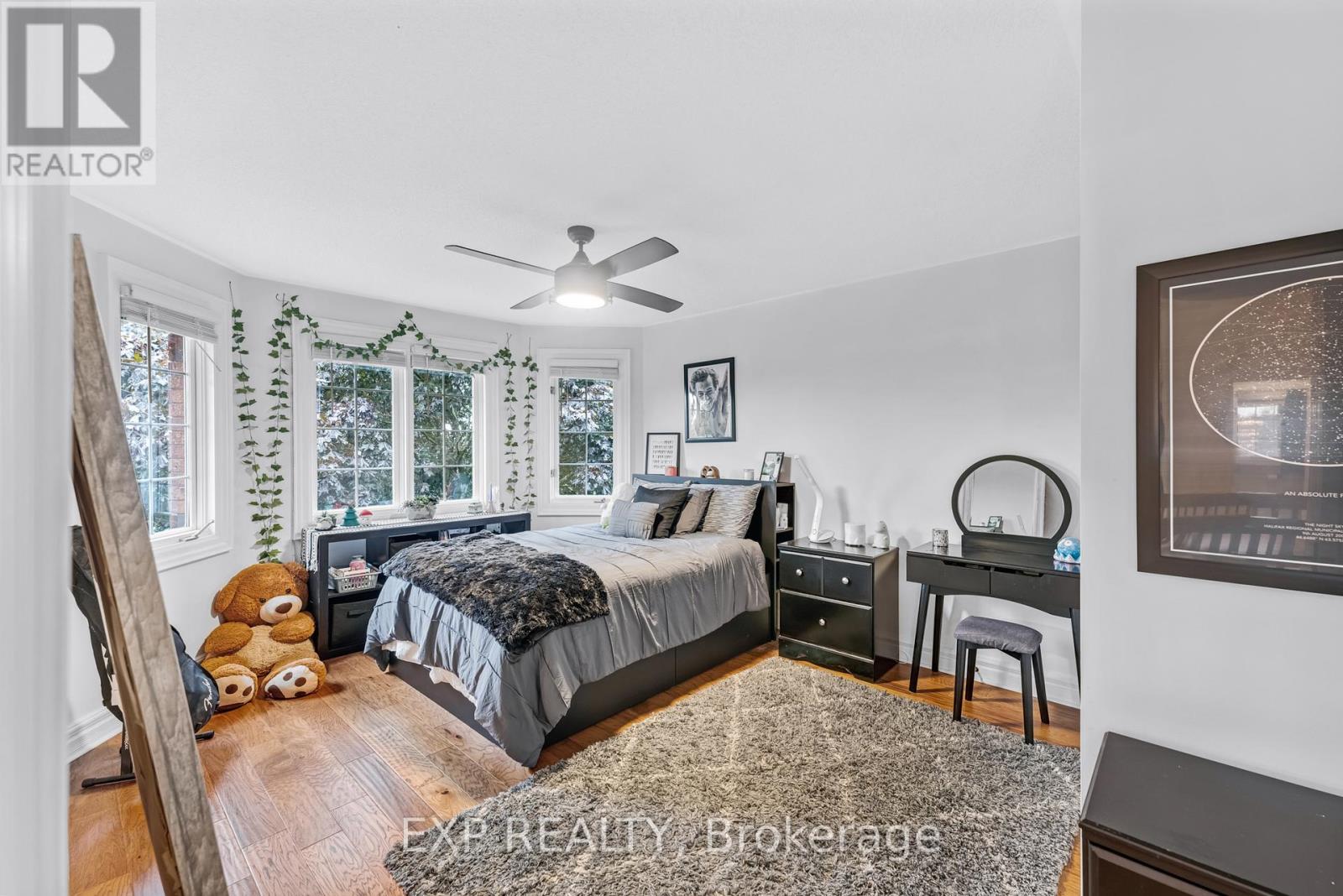 67 Geoffrey Crescent, Whitchurch-Stouffville, Ontario  L4A 5C1 - Photo 35 - N12471130