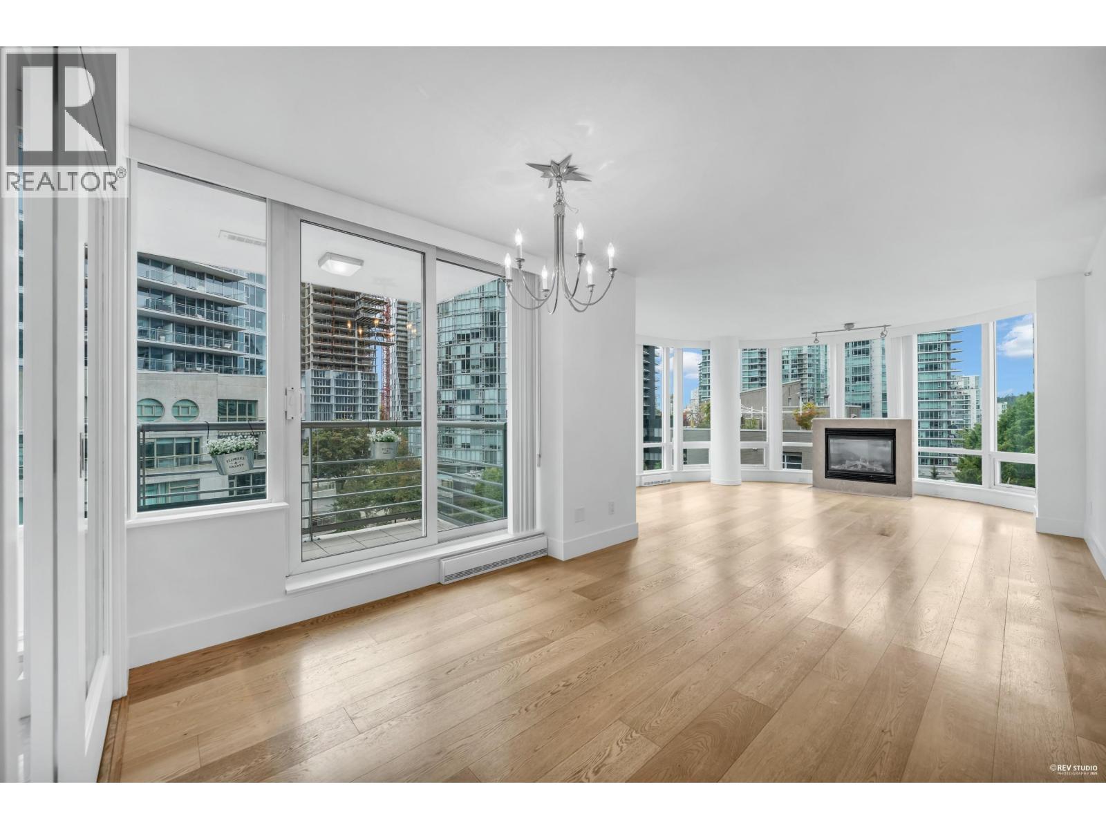 806 590 Nicola Street, Vancouver, British Columbia  V6G 3J8 - Photo 4 - R3062091