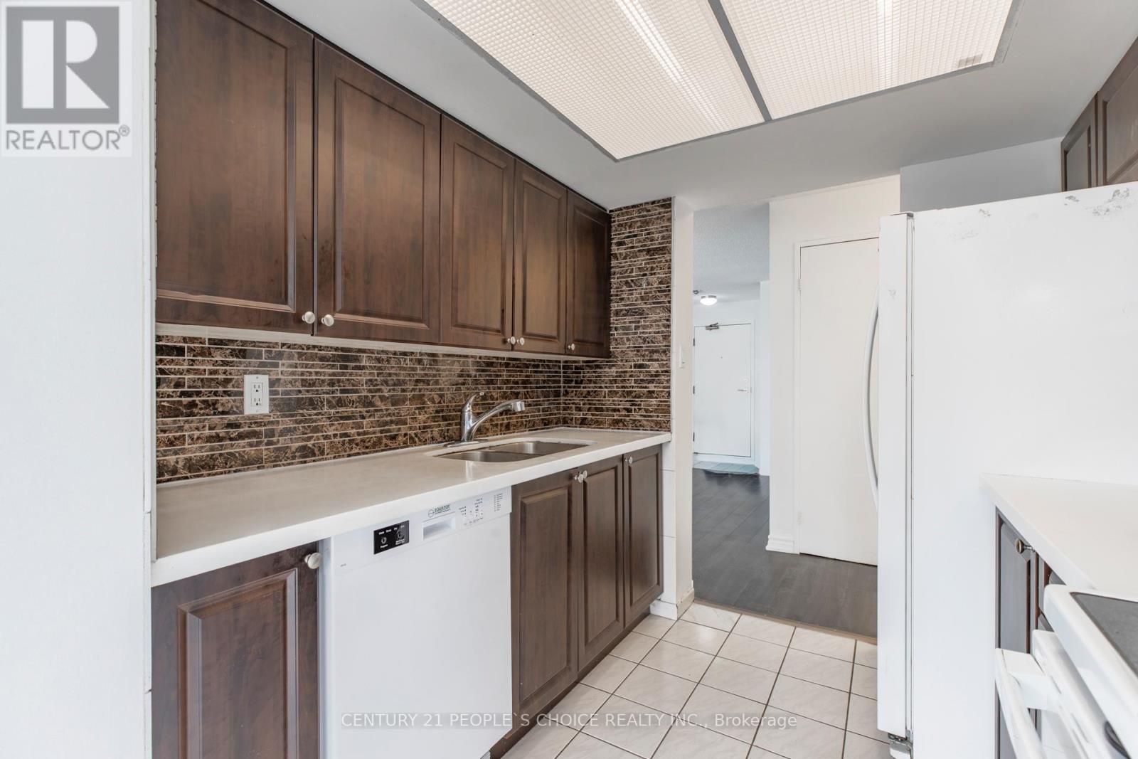 416 - 5 Rowntree Road, Toronto, Ontario  M9V 5G9 - Photo 13 - W12486628