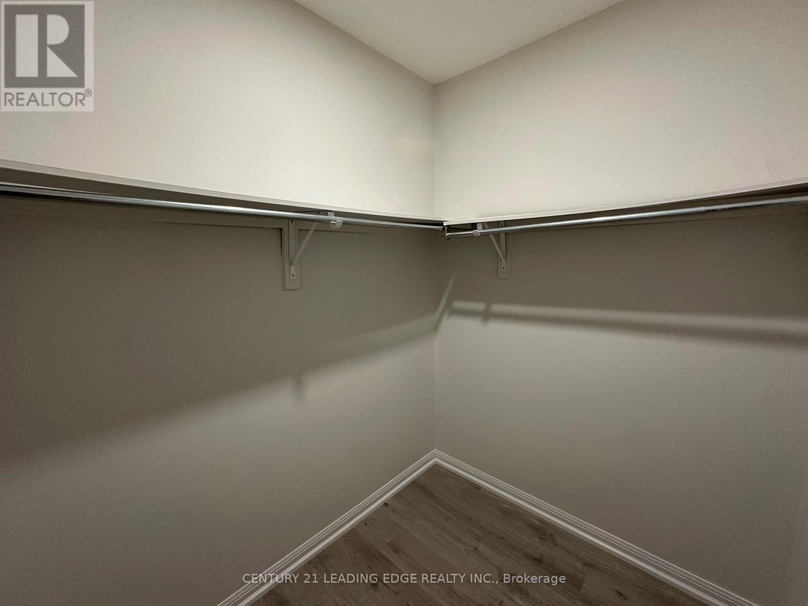 438 Beach Boulevard, Hamilton, Ontario  L8H 6X1 - Photo 10 - X12486516