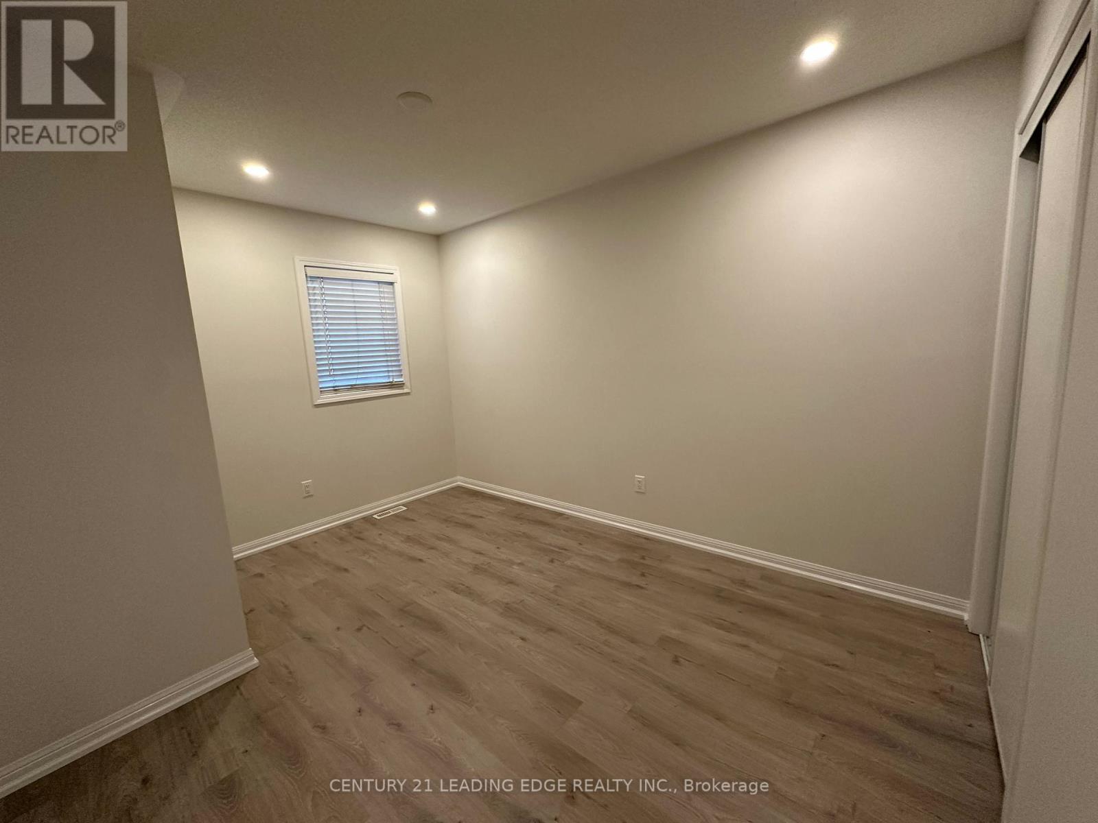 438 Beach Boulevard, Hamilton, Ontario  L8H 6X1 - Photo 12 - X12486516