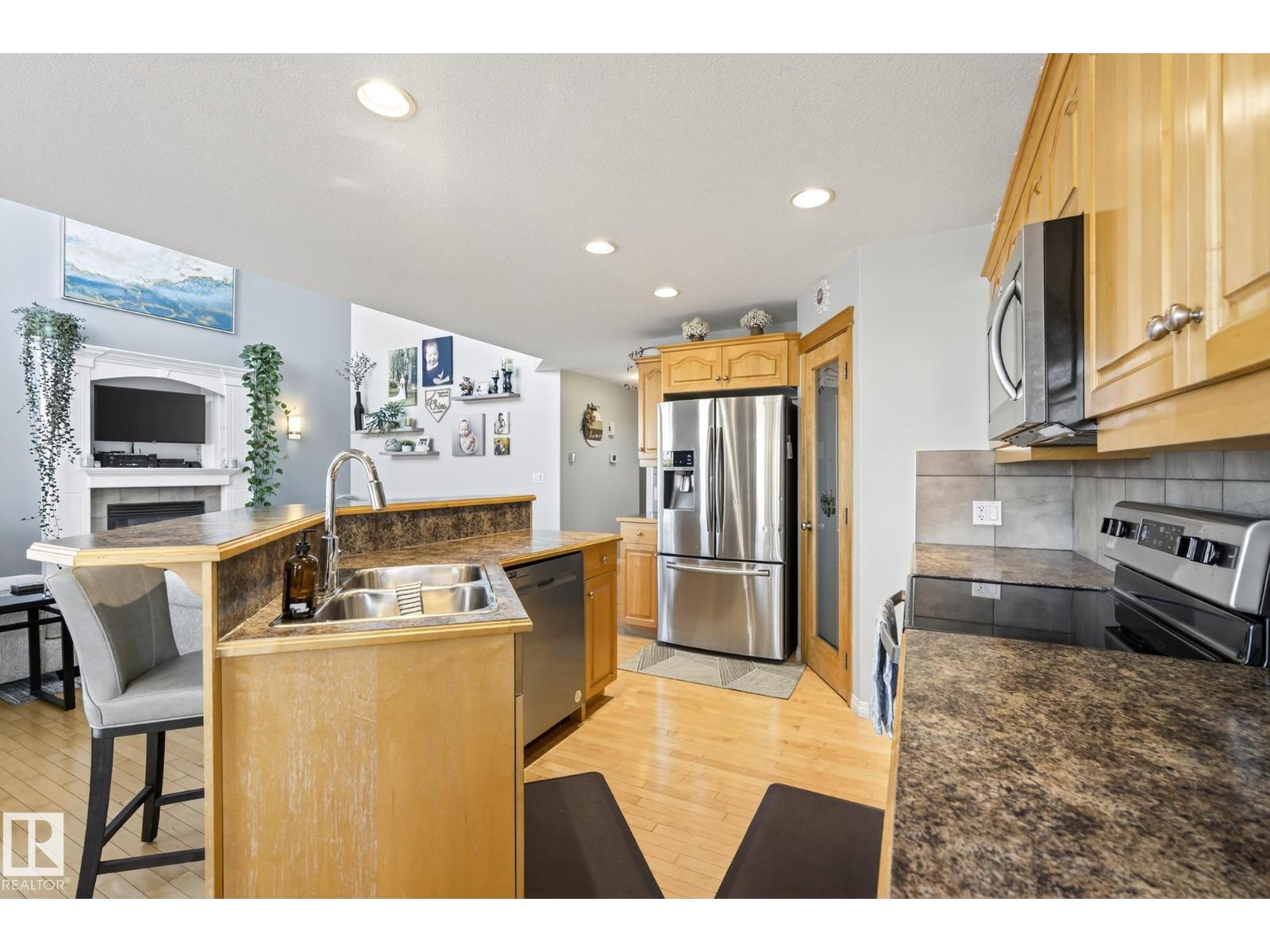 8802 98 Av, Morinville, Alberta  T8R 1T8 - Photo 11 - E4463810