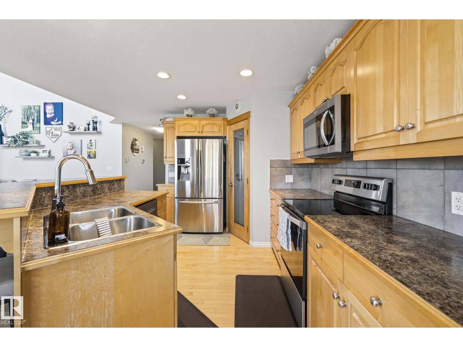 8802 98 Av, Morinville, Alberta  T8R 1T8 - Photo 12 - E4463810