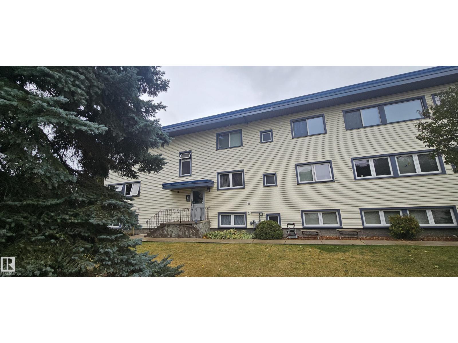 #9 6920 101 Av Nw, Edmonton, Alberta  T6A 0H7 - Photo 3 - E4463812