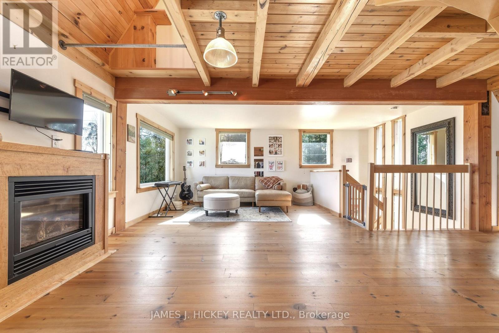 120 Deep River Road, Deep River, Ontario  K0J 1P0 - Photo 10 - X12486696