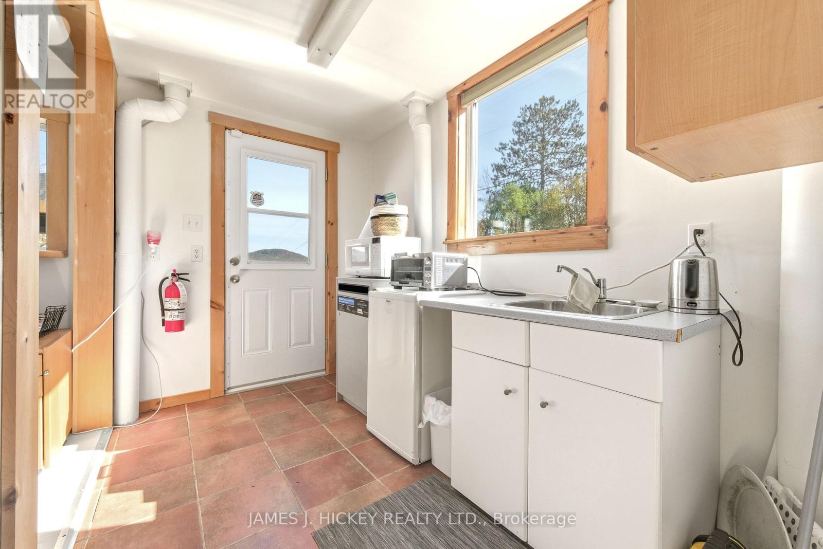 120 Deep River Road, Deep River, Ontario  K0J 1P0 - Photo 29 - X12486696