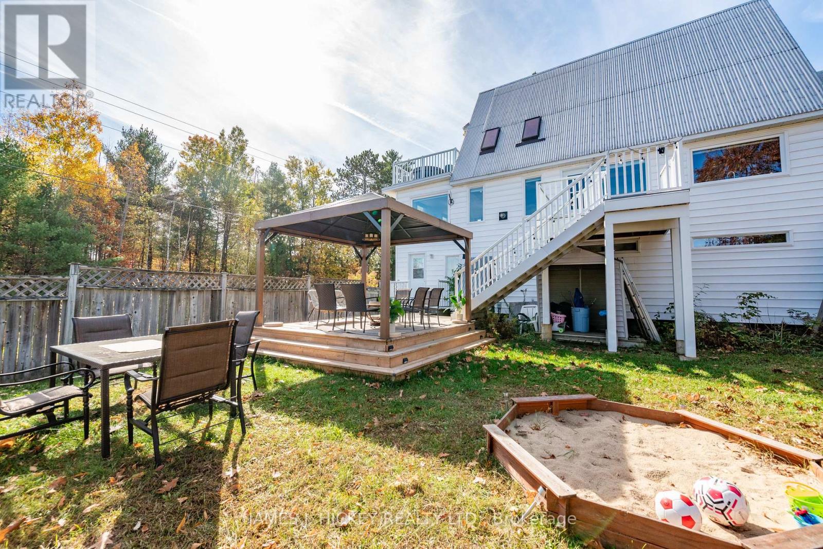 120 Deep River Road, Deep River, Ontario  K0J 1P0 - Photo 8 - X12486696