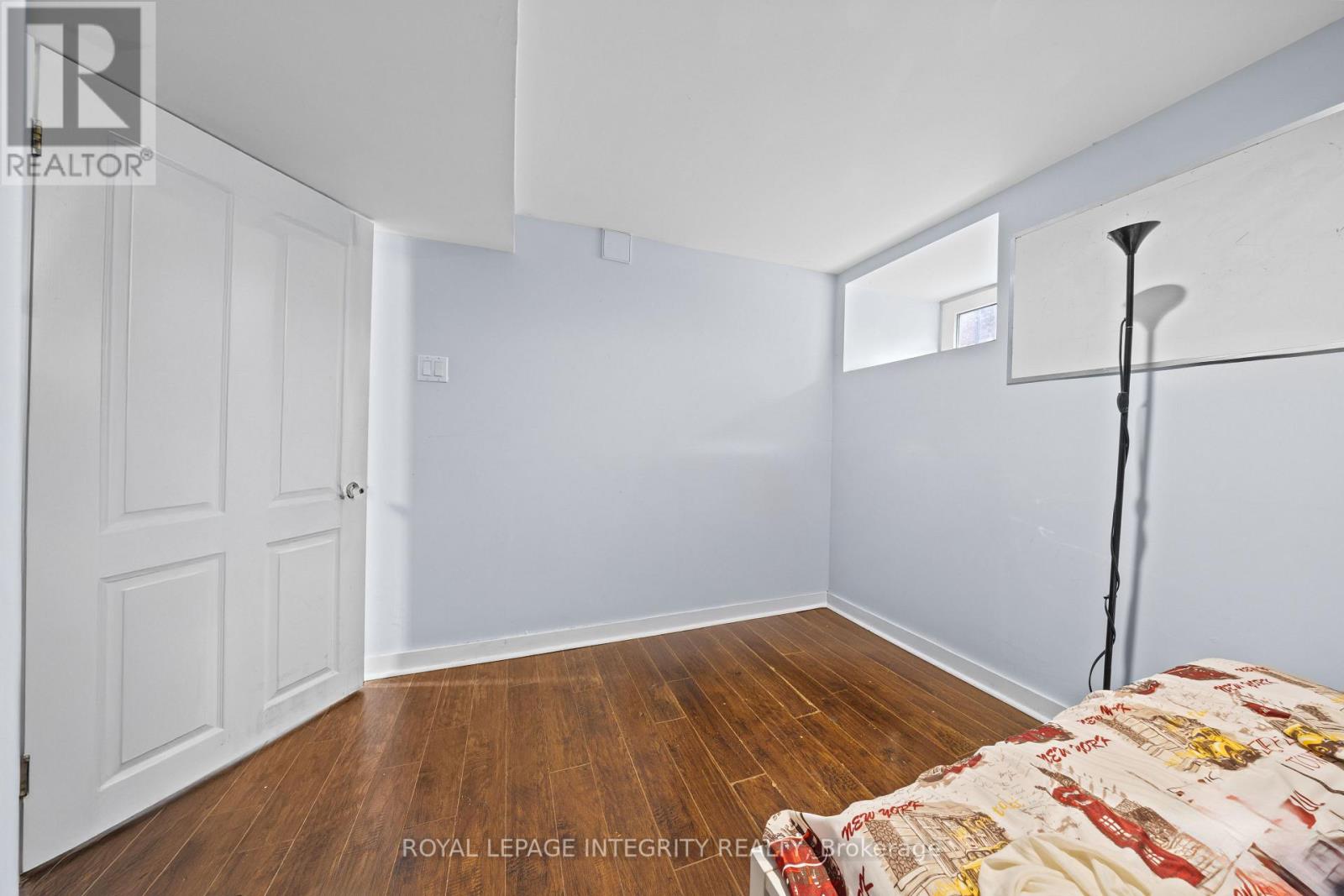 279 Somerset Street E, Ottawa, Ontario  K1N 6V7 - Photo 15 - X12486659