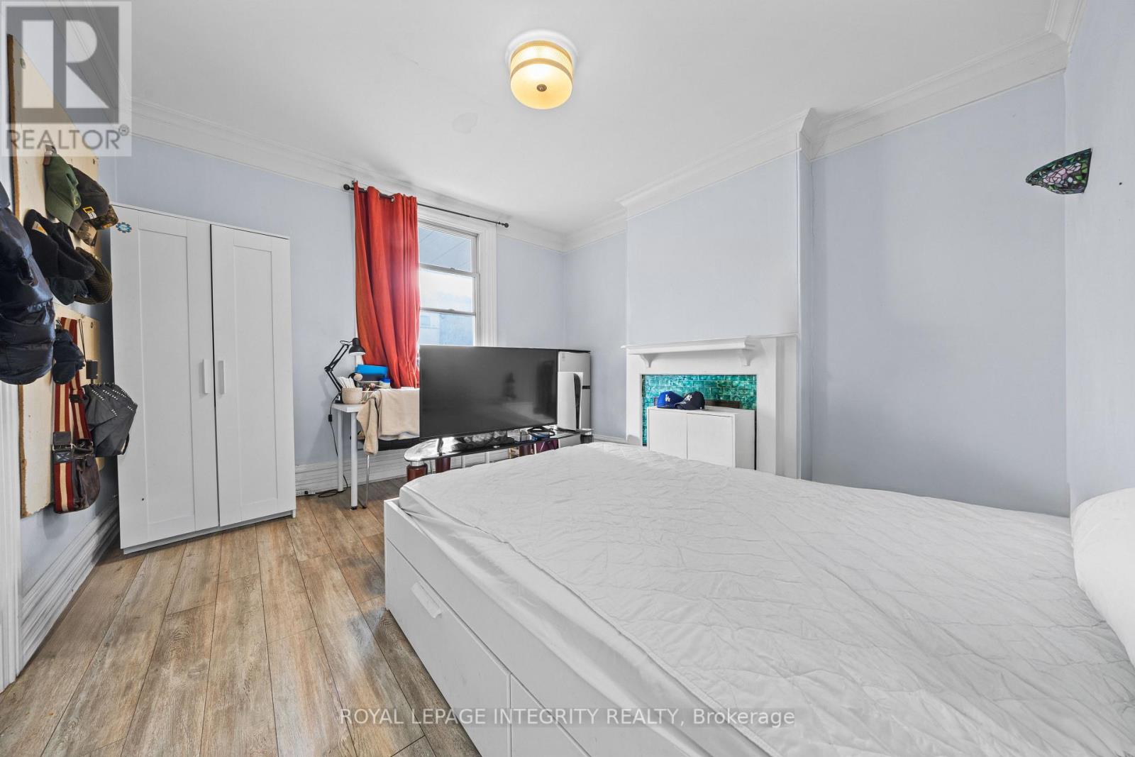 279 Somerset Street E, Ottawa, Ontario  K1N 6V7 - Photo 6 - X12486659
