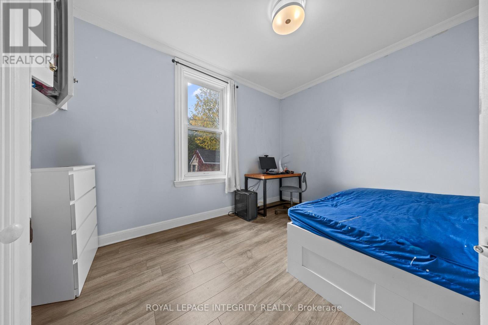 279 Somerset Street E, Ottawa, Ontario  K1N 6V7 - Photo 7 - X12486659