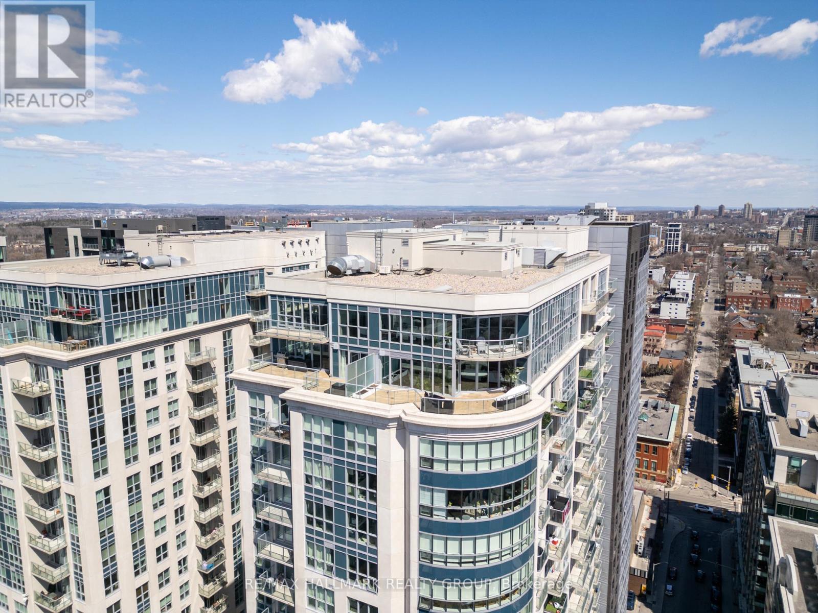 2701 - 195 Besserer Street, Ottawa, Ontario  K1N 0B6 - Photo 3 - X12486683