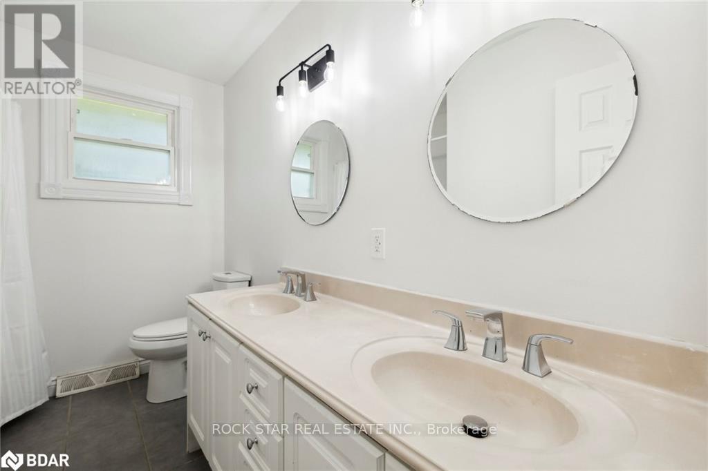 Upper - 87 Leaside Drive, St. Catharines, Ontario  L2M 4G7 - Photo 11 - X12486554