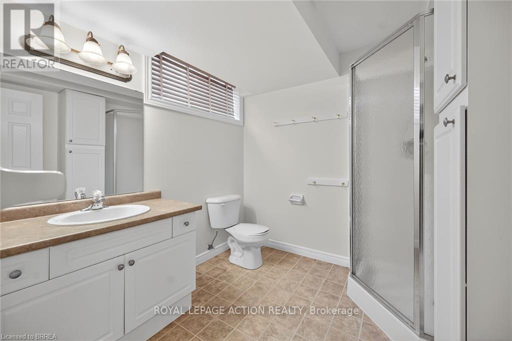 4 - 385 Park Road N, Brantford, Ontario  N3R 0A1 - Photo 14 - X12486571