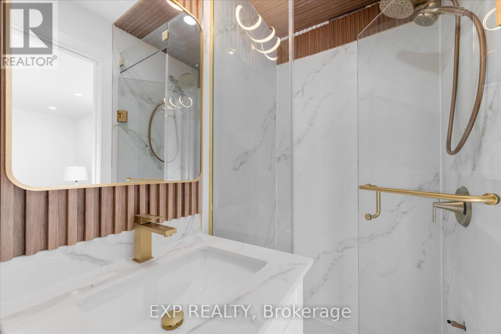 24 Eaton Place, Hamilton, Ontario  L8H 1N7 - Photo 15 - X12486592