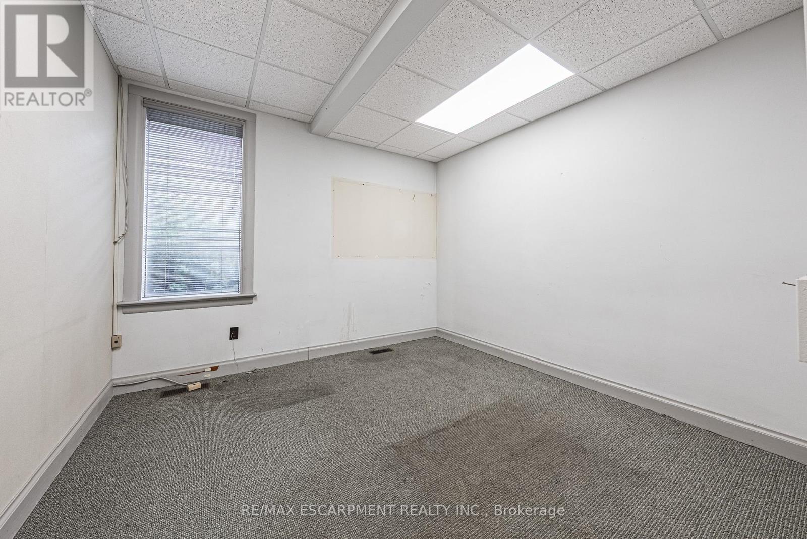 120 Catharine Street S, Hamilton, Ontario  L8N 2J4 - Photo 6 - X12486595