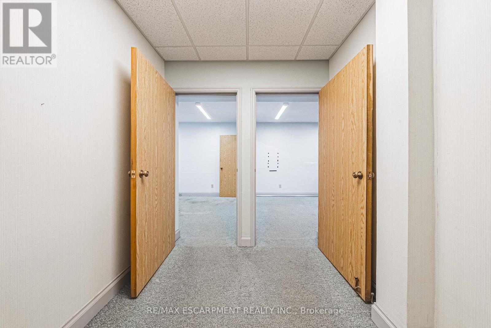 120 Catharine Street S, Hamilton, Ontario  L8N 2J4 - Photo 10 - X12486610