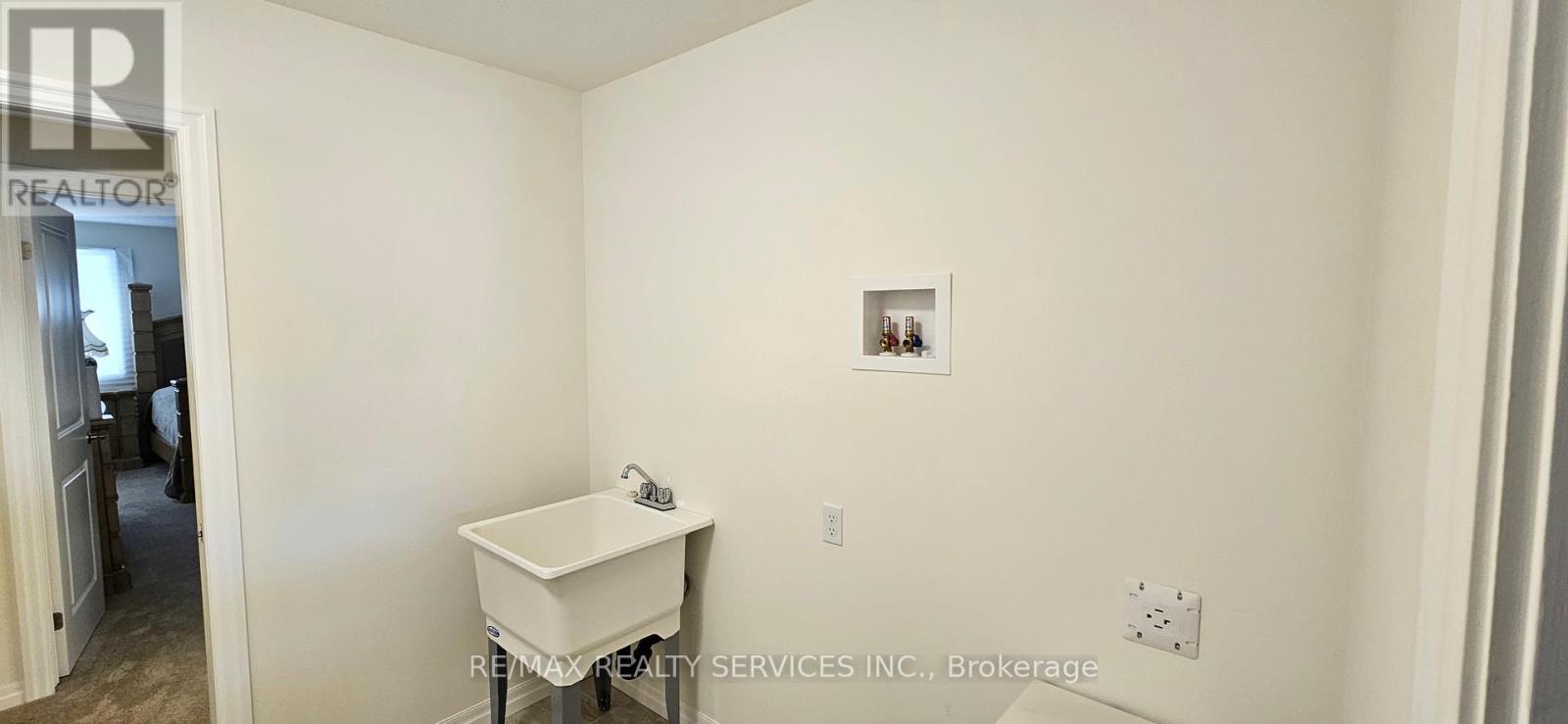 64 Ambrosia Path, St. Thomas, Ontario  N5R 0L4 - Photo 19 - X12486626