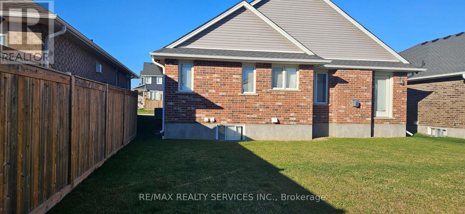 64 Ambrosia Path, St. Thomas, Ontario  N5R 0L4 - Photo 31 - X12486626