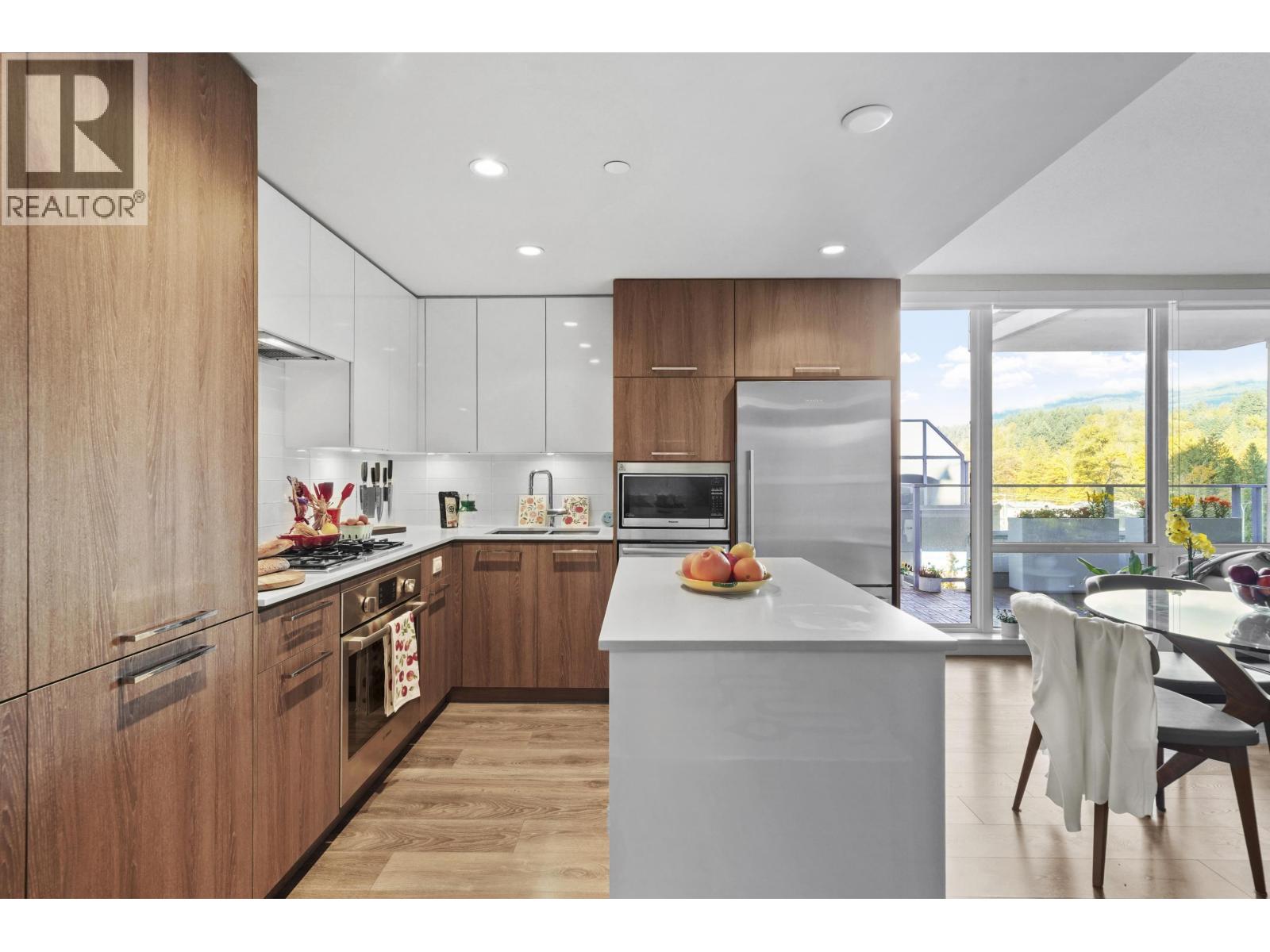 616 680 Seylynn Crescent, North Vancouver, British Columbia  V7J 0B5 - Photo 11 - R3062642