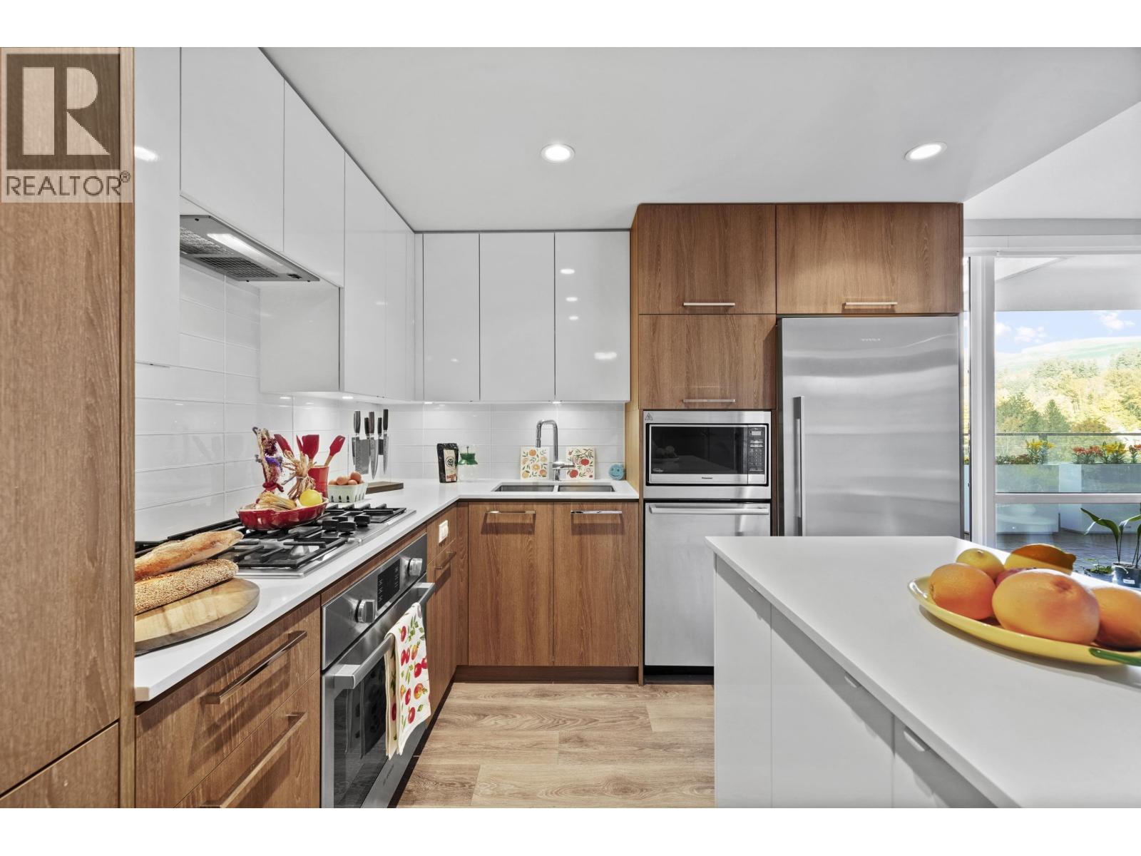 616 680 Seylynn Crescent, North Vancouver, British Columbia  V7J 0B5 - Photo 12 - R3062642