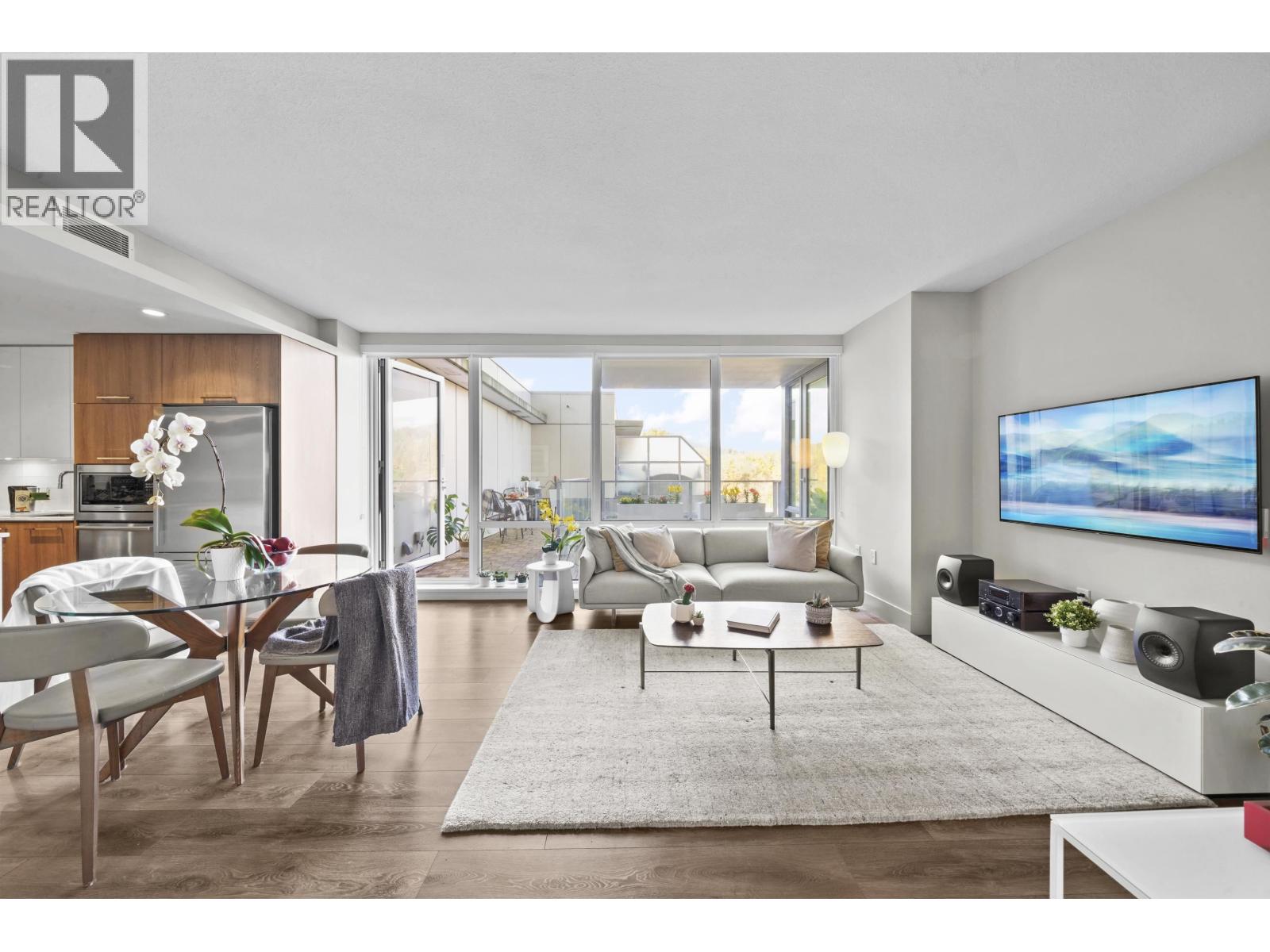 616 680 Seylynn Crescent, North Vancouver, British Columbia  V7J 0B5 - Photo 9 - R3062642