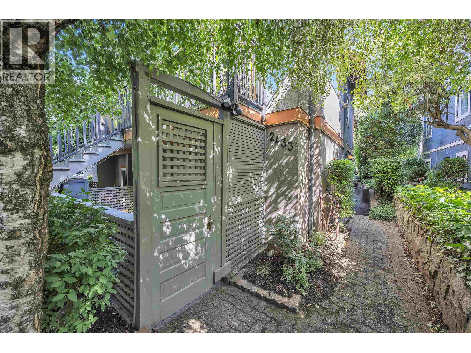 2433 W 6th Avenue, Vancouver, British Columbia  V6K 1W2 - Photo 16 - R3062664