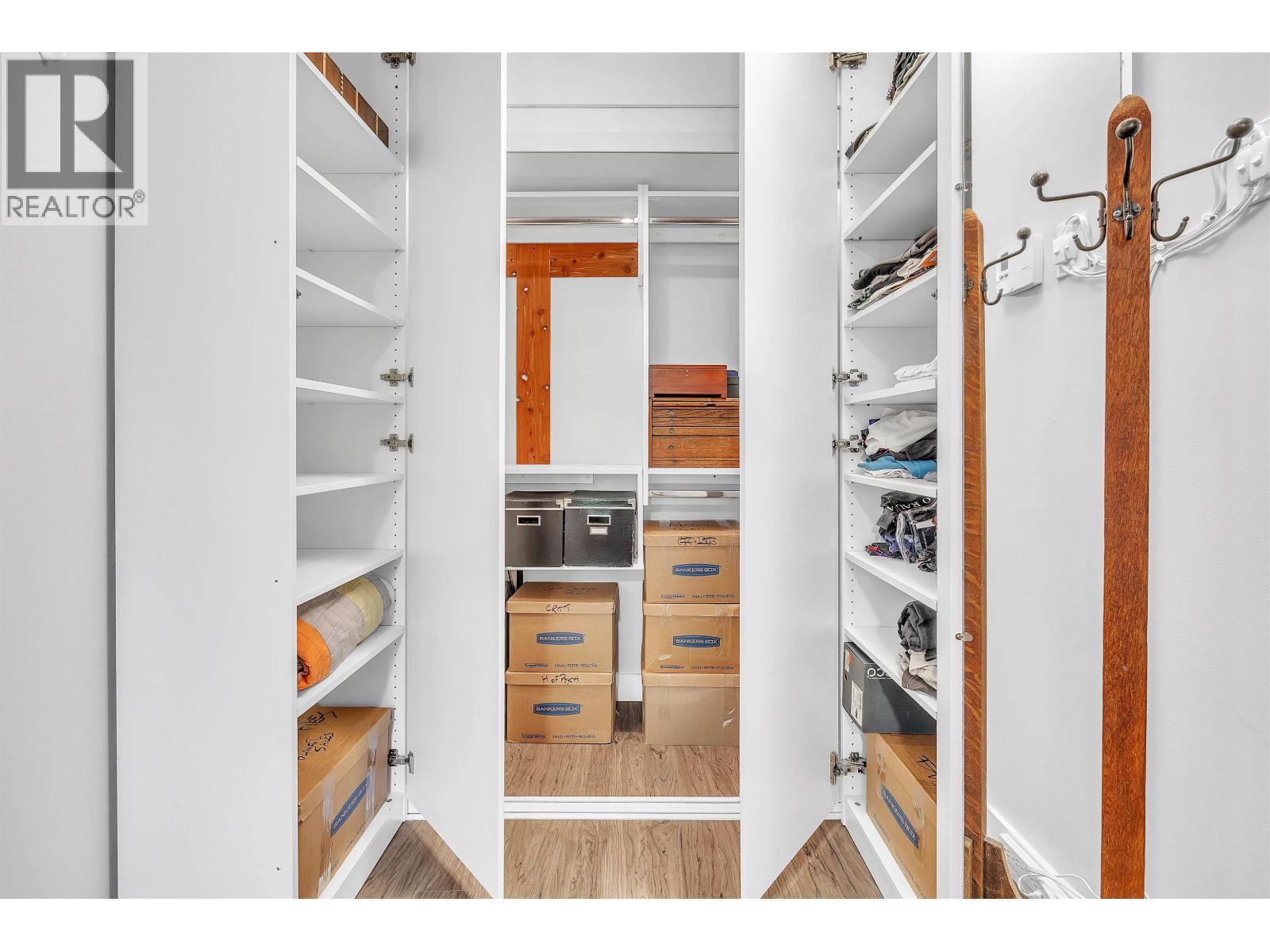 2433 W 6th Avenue, Vancouver, British Columbia  V6K 1W2 - Photo 29 - R3062664