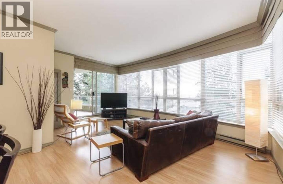 402 6888 Station Hill Drive, Burnaby, British Columbia  V3N 4X5 - Photo 3 - R3062686