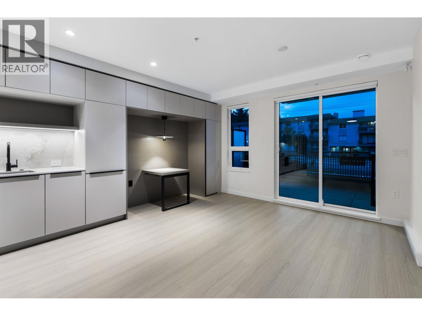 105 2015 St. Johns Street, Port Moody, British Columbia  V3H 0N5 - Photo 3 - R3062689