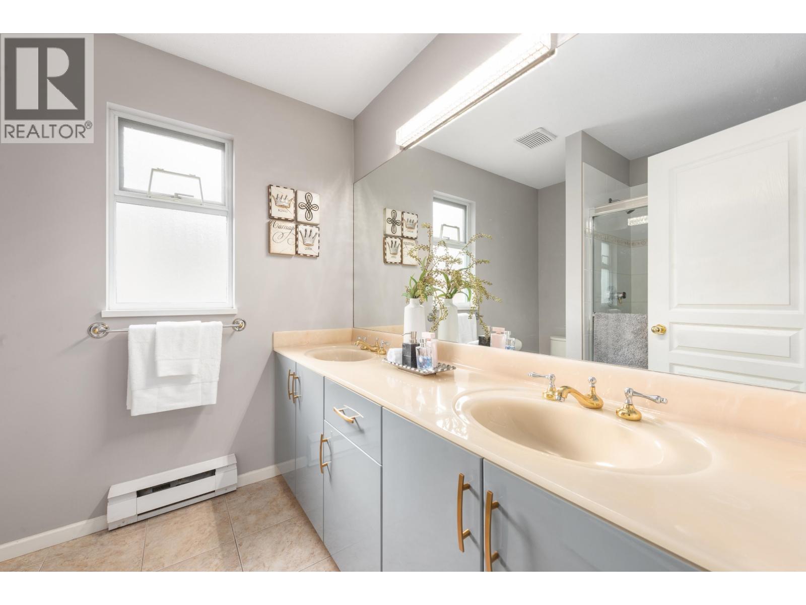 37 7500 Cumberland Street, Burnaby, British Columbia  V3N 4Z9 - Photo 16 - R3062692