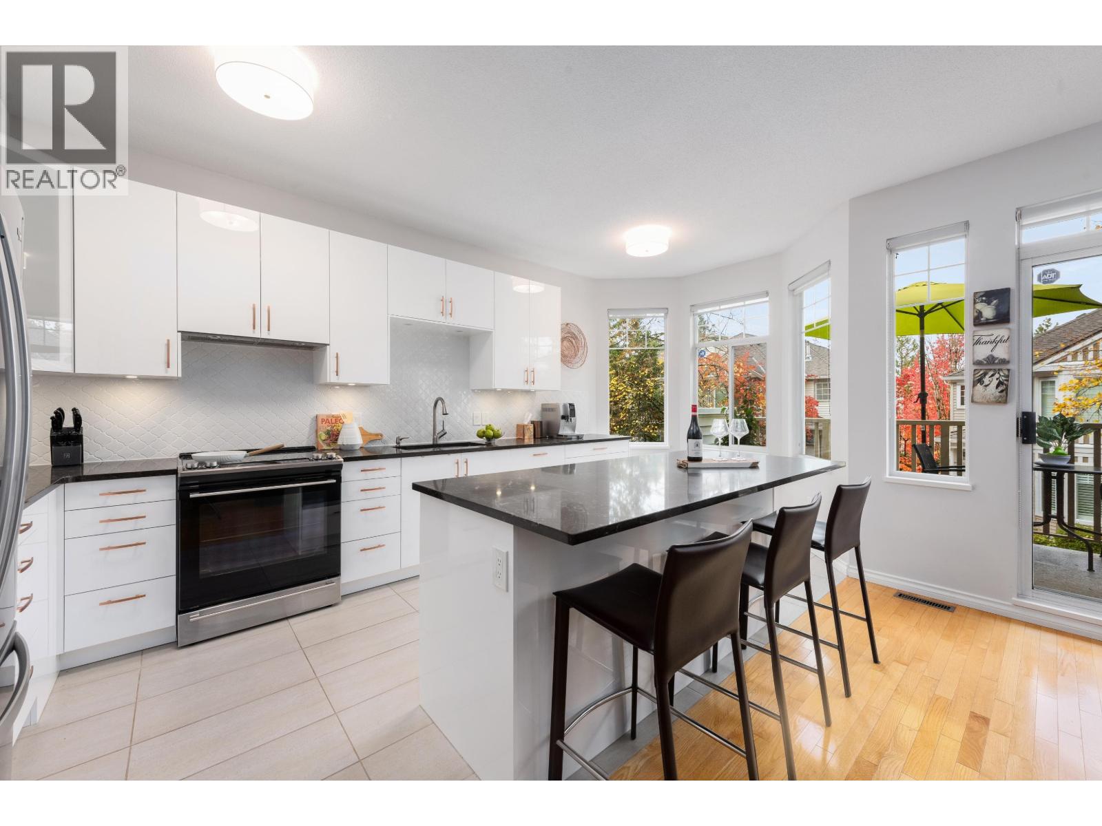 37 7500 Cumberland Street, Burnaby, British Columbia  V3N 4Z9 - Photo 9 - R3062692