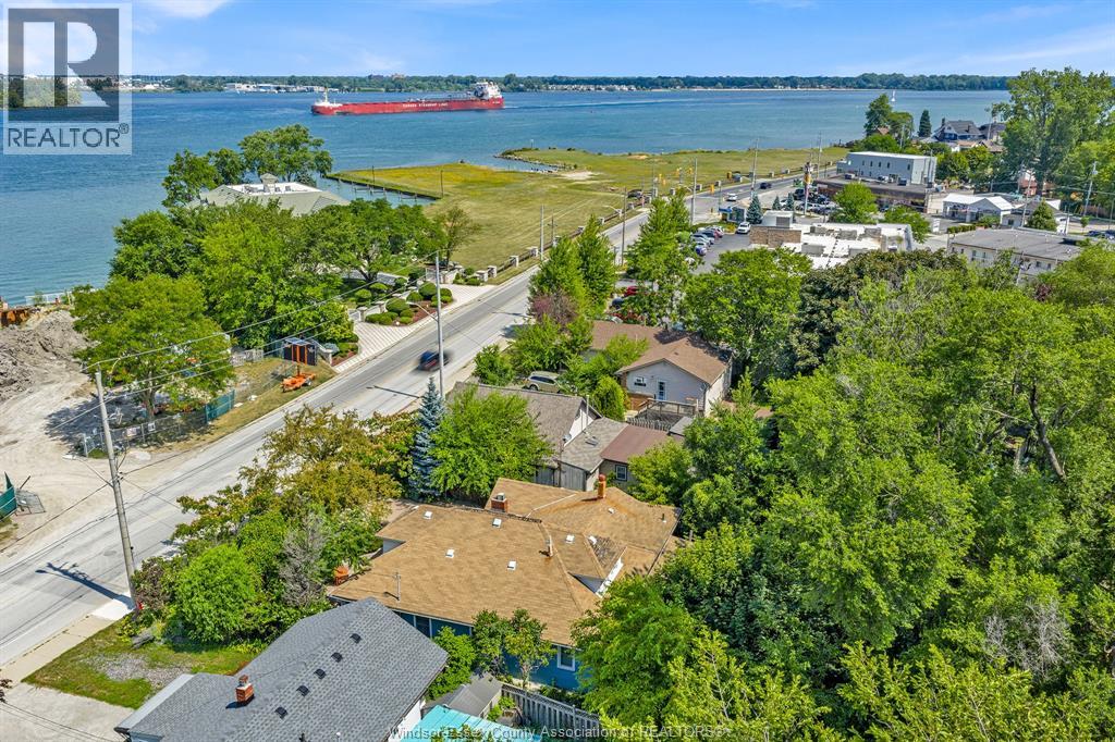 7785 Riverside Drive East, Windsor, Ontario  N8S 1E1 - Photo 4 - 25027405