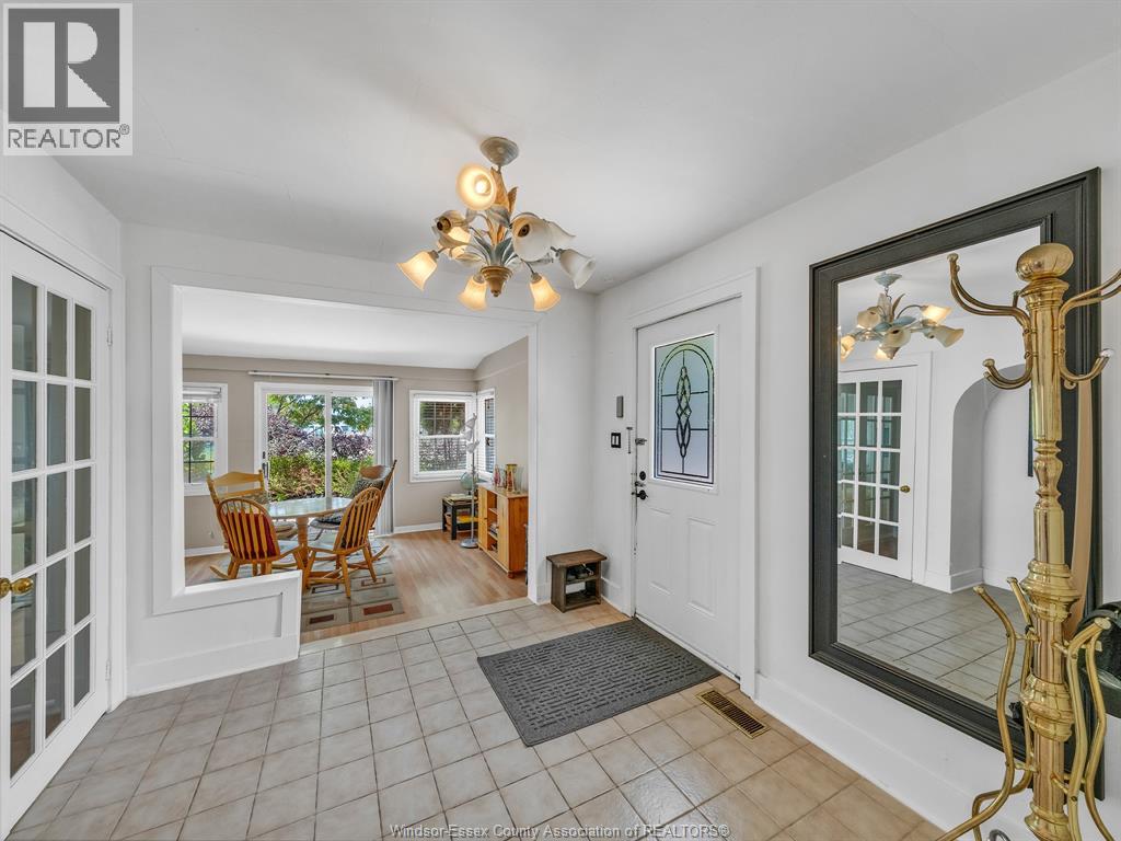 7785 Riverside Drive East, Windsor, Ontario  N8S 1E1 - Photo 8 - 25027405