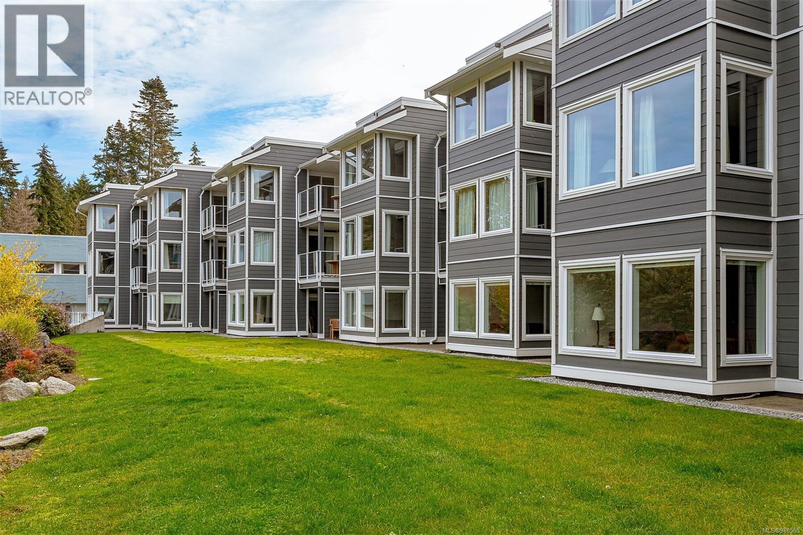 721 1600 Stroulger Rd, Nanoose Bay, British Columbia V9P 9B7 - Photo 3 - 988565