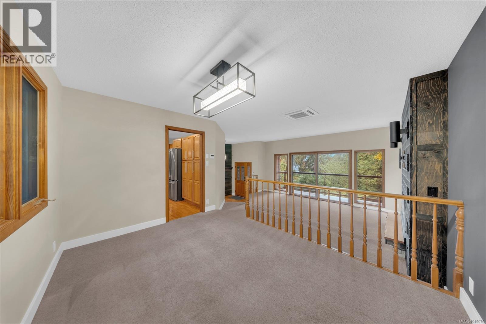 6758 Amwell Dr, Central Saanich, British Columbia  V8M 1A1 - Photo 10 - 1016076