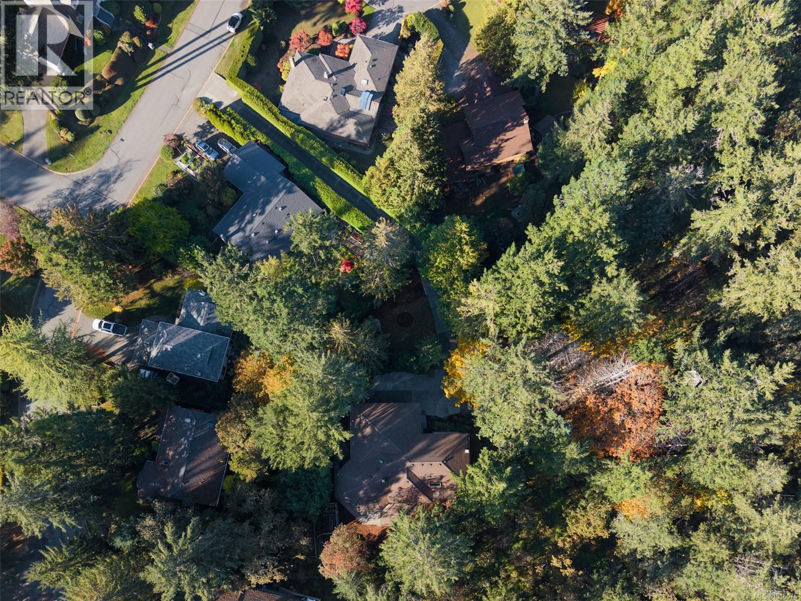 6758 Amwell Dr, Central Saanich, British Columbia  V8M 1A1 - Photo 50 - 1016076