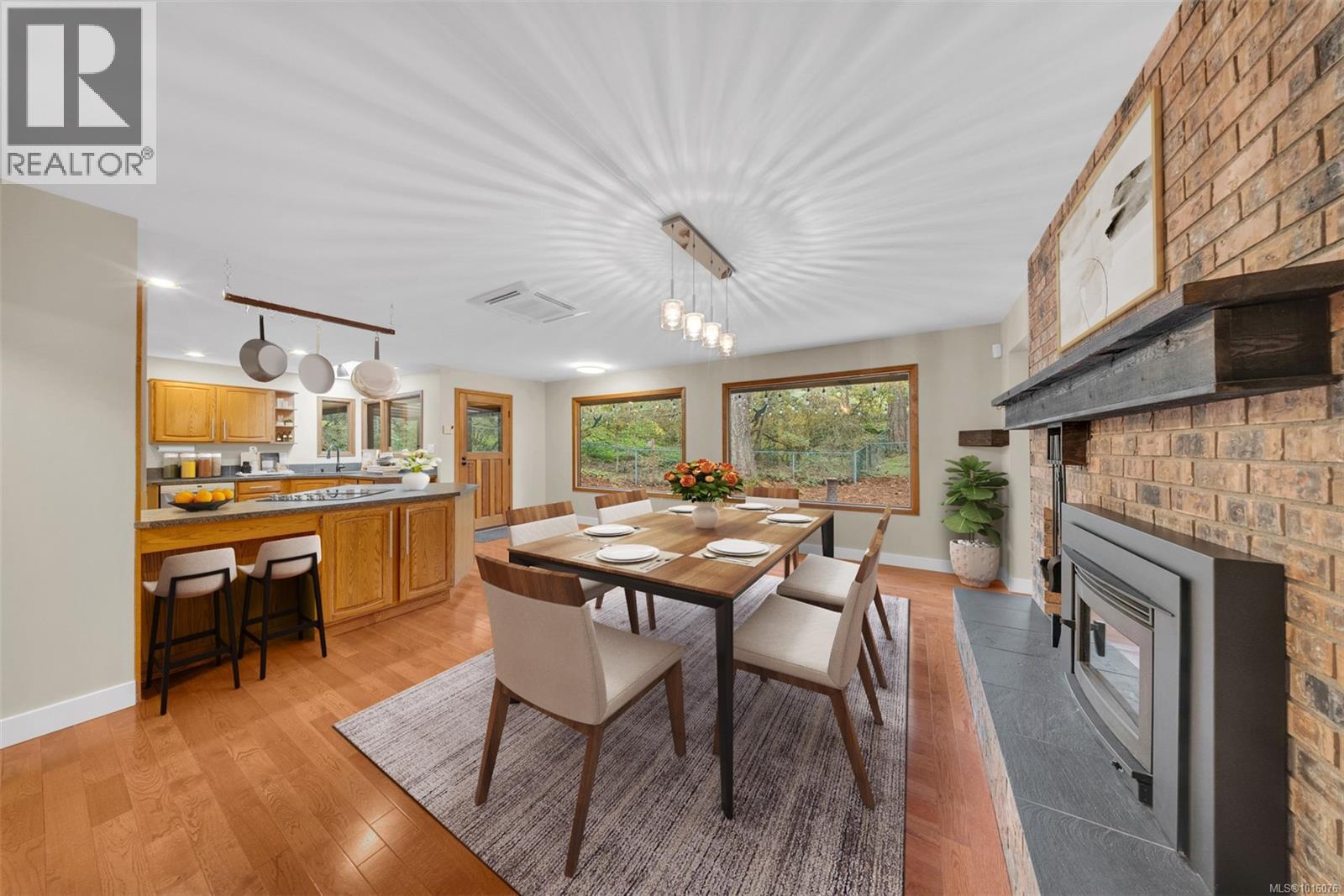 6758 Amwell Dr, Central Saanich, British Columbia  V8M 1A1 - Photo 12 - 1016076