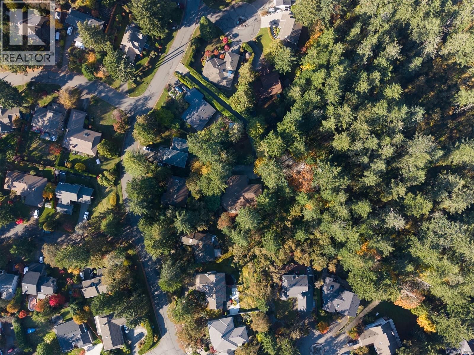 6758 Amwell Dr, Central Saanich, British Columbia  V8M 1A1 - Photo 51 - 1016076