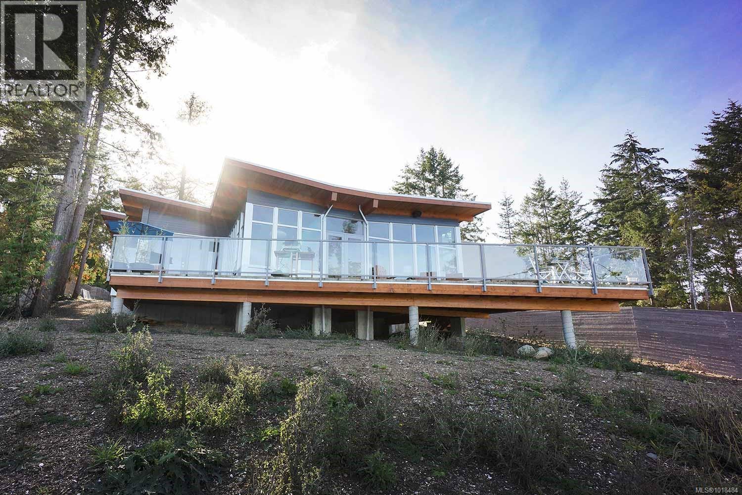 3870 East Rd, Denman Island, British Columbia  V0R 1T0 - Photo 10 - 1018484