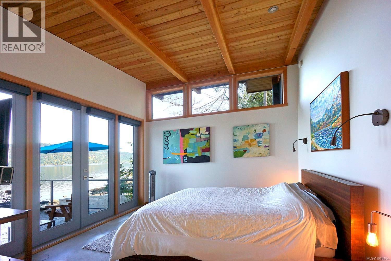 3870 East Rd, Denman Island, British Columbia  V0R 1T0 - Photo 6 - 1018484