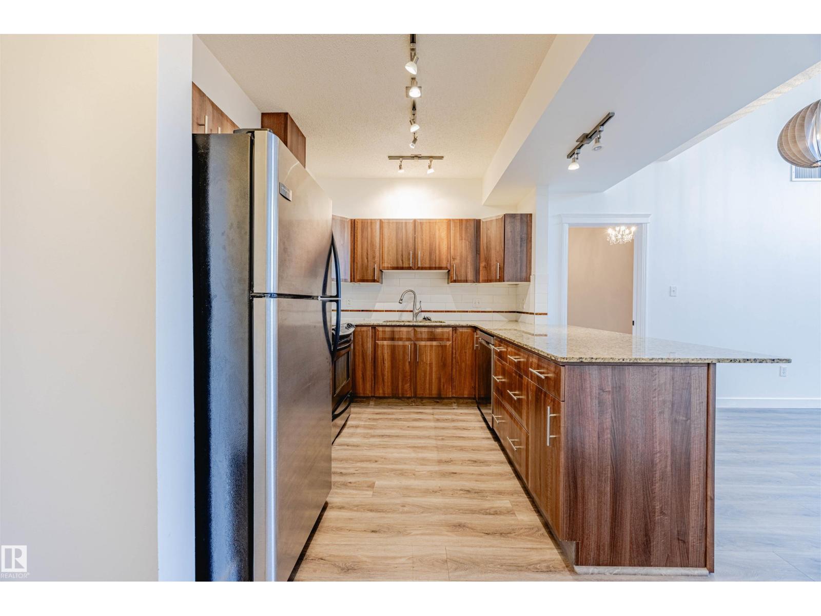 #609 10333 112 St Nw, Edmonton, Alberta  T5K 0B4 - Photo 9 - E4463783