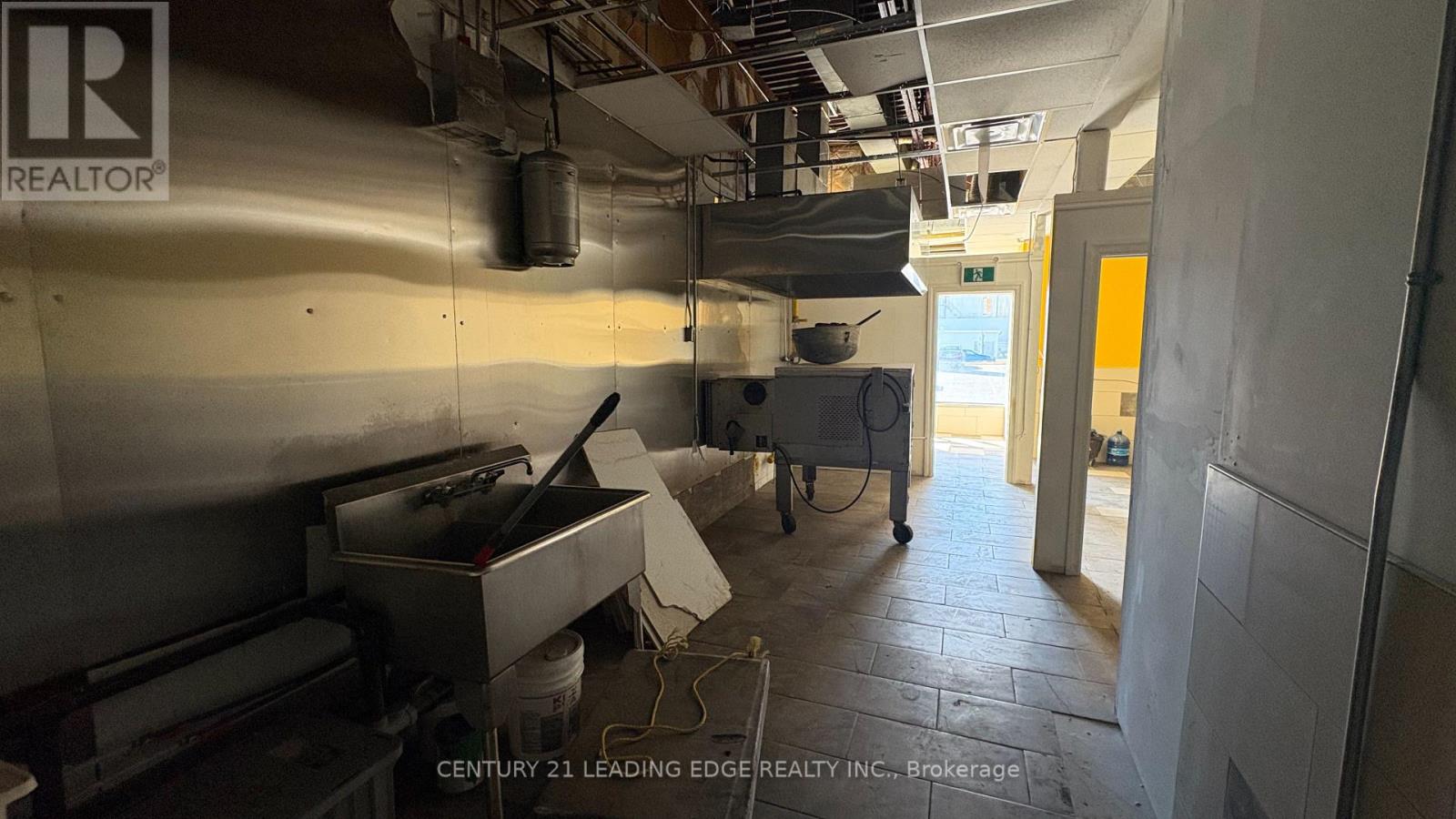 102 - 799 Park Road S, Oshawa, Ontario  L1J 4K1 - Photo 7 - E12486370