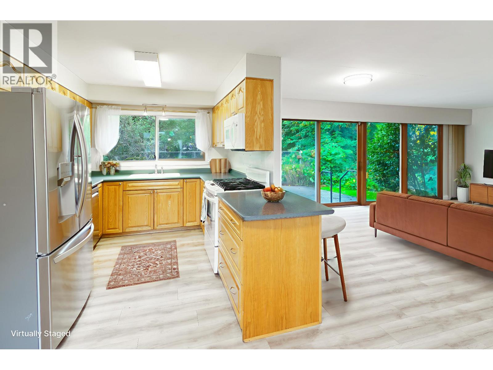 21254 117 Avenue, Maple Ridge, British Columbia  V2X 2H4 - Photo 10 - R3062648