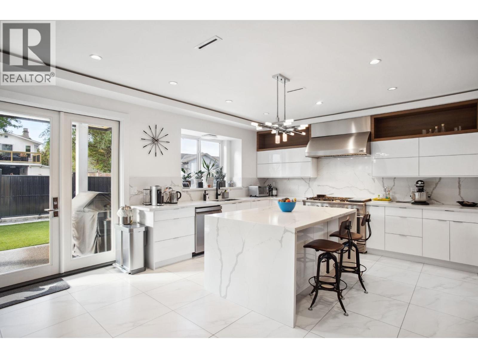 5030 Hardwick Street, Burnaby, British Columbia  V5G 1P7 - Photo 12 - R3062663