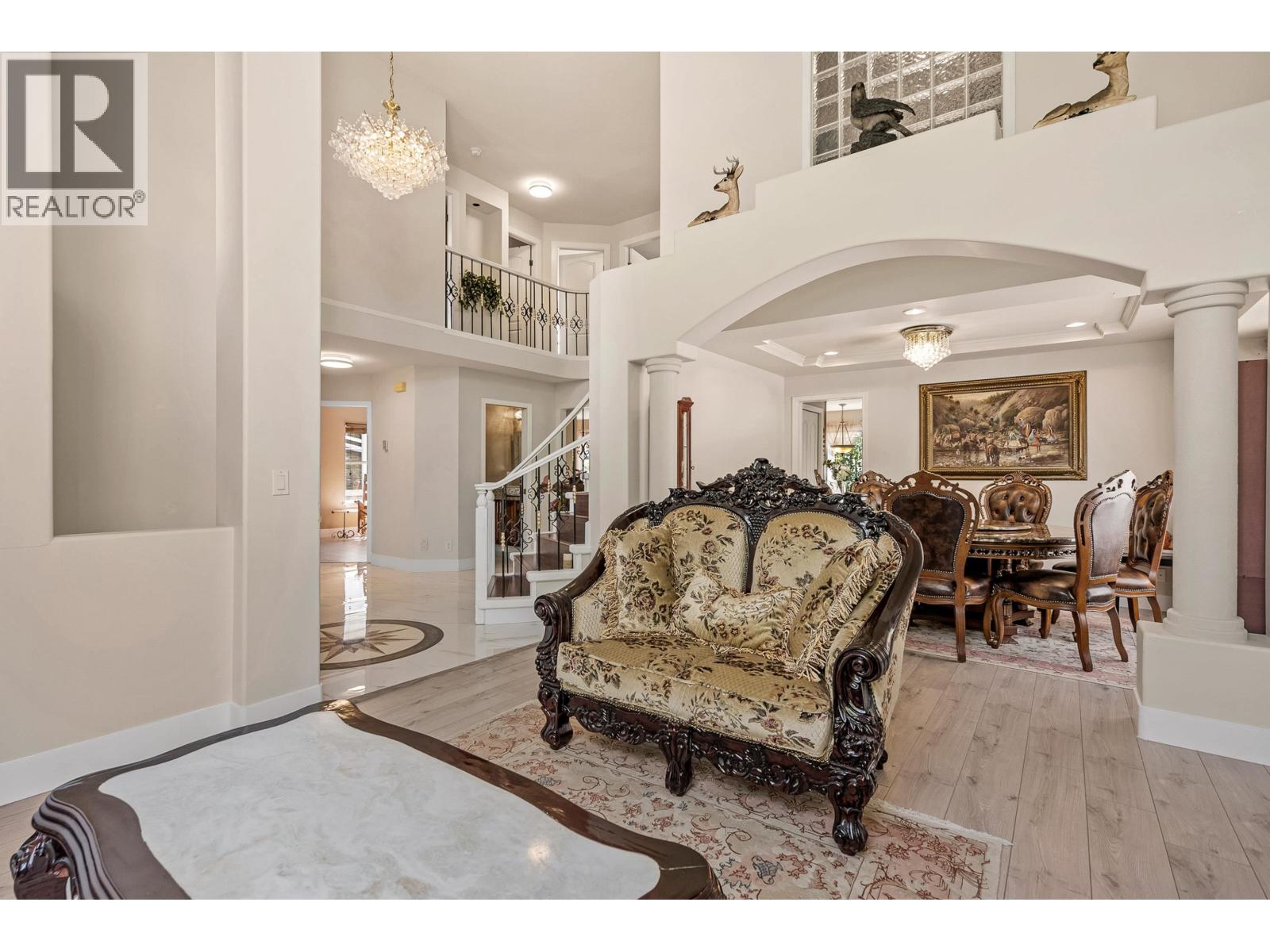 2622 Sandstone Crescent, Coquitlam, British Columbia  V3E 2T8 - Photo 2 - R3062675