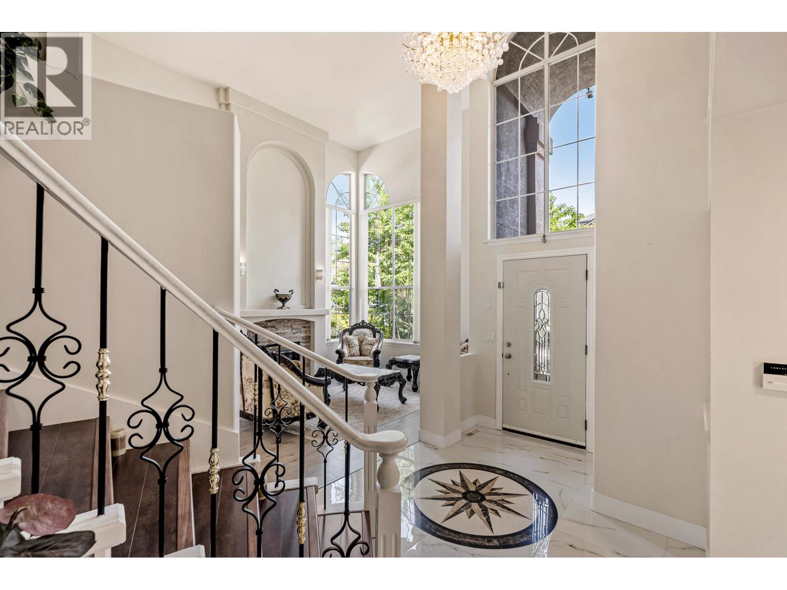 2622 Sandstone Crescent, Coquitlam, British Columbia  V3E 2T8 - Photo 6 - R3062675