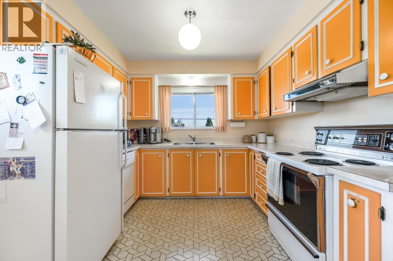 4971 Buxton Street, Burnaby, British Columbia  V5H 1J4 - Photo 10 - R3062687