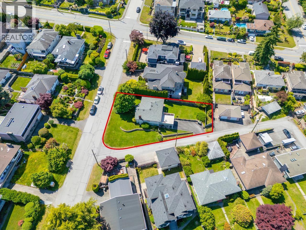 4971 Buxton Street, Burnaby, British Columbia  V5H 1J4 - Photo 3 - R3062687