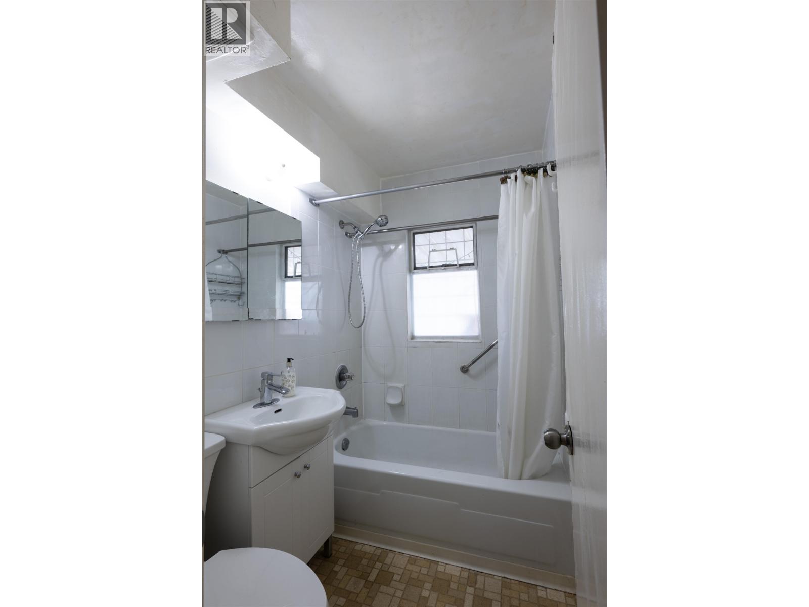 1512 Seventh Avenue, New Westminster, British Columbia  V3M 2K3 - Photo 16 - R3062694